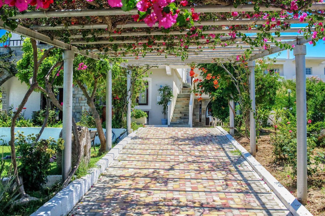Villa Merabello Agia Marina Exterior foto